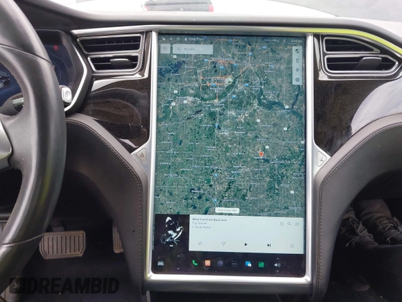 2016 Tesla Model S 90D с VIN 5YJSA1E27GF129855, выставлен на аукционе IAAI как лот 42282536 с пробегом 92 050 миль миль и . История ставок и продаж доступна на DreamBid. Изображение 18.