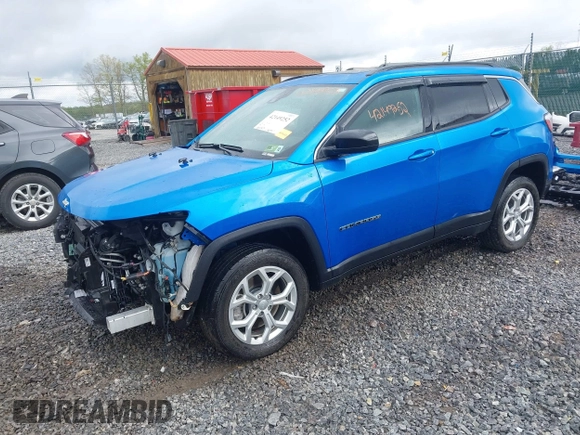 2024 Jeep Compass Latitude with VIN 3C4NJDBN9RT132368, listed as a IAAI auction lot 42149252 with 22,562 mi miles and . Bid and sale history available at DreamBid. Image 2.