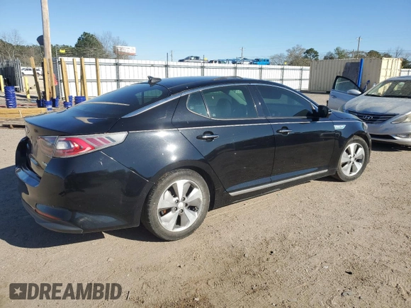 2016 Kia Optima EX with VIN KNAGN4AD0G5092732, listed as a Copart auction lot 48404975 with 138,382 mi miles and Salvage title. Bid and sale history available at DreamBid. Image 3.
