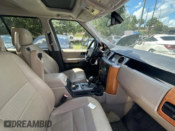 2009 Land Rover LR3 HSE with VIN SALAG25429A495471, listed as a Copart auction lot 61038485 with 201,193 mi miles and Clean title. Bid and sale history available at DreamBid. Image 5.
