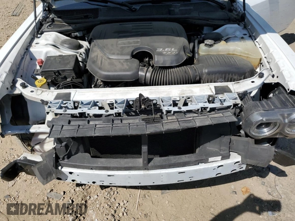 2019 Dodge Challenger SXT z VIN 2C3CDZAG0KH732004, wystawiony jako Copart lot #50786305 z przebiegiem Nie podano mil oraz Nie do naprawy • Non repairable. Historia ofert i sprzedaży dostępna na DreamBid. Obrazek 11.