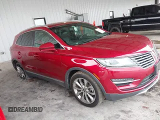 2017 Lincoln MKC Select с VIN 5LMCJ2C96HUL63240, выставлен на аукционе IAAI как лот 42075525 с пробегом 82 057 миль миль и . История ставок и продаж доступна на DreamBid. Изображение 13.