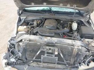 2004 Chevrolet Tahoe LT with VIN 1GNEC13Z84R284127, listed as a IAAI auction lot 42172575 with 230,975 mi miles and . Bid and sale history available at DreamBid. Image 10.
