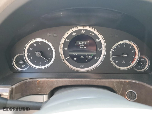 2013 Mercedes-Benz E-Class E 350 Luxury with VIN WDDHF8JBXDA670922, listed as a Copart auction lot 52907915 with 172,858 mi miles and Salvage Title. Bid and sale history available at carsss.com. Image 9.