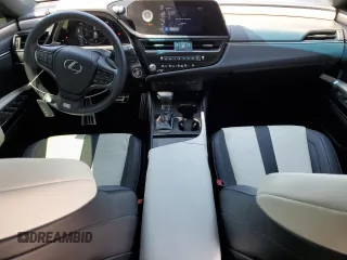 2023 Lexus ES 350 F Sport z VIN 58AJZ1B14PU142056, wystawiony jako Copart lot #52217085 z przebiegiem 30 837 mil mil oraz Szkoda całkowita • Salvage title. Historia ofert i sprzedaży dostępna na DreamBid. Obrazek 8.
