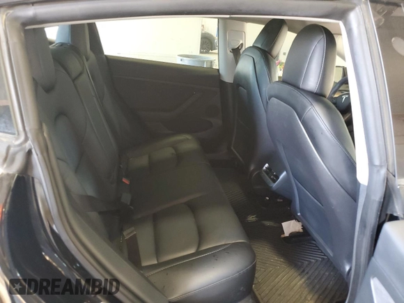 2023 Tesla Model 3 z VIN 5YJ3E1EA1PF466005, wystawiony jako Copart lot #60962125 z przebiegiem 47 239 mil mil oraz Szkoda całkowita • Salvage title. Historia ofert i sprzedaży dostępna na DreamBid. Obrazek 10.