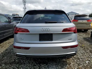 2022 Audi Q5 S line Premium Plus with VIN WA1EAAFY6N2134605, listed as a Copart auction lot 59351045 with 30,479 mi miles and Salvage title. Bid and sale history available at DreamBid. Image 6.