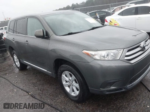 2013 Toyota Highlander with VIN 5TDZA3EHXDS032848, listed as a IAAI auction lot 41757071 with 143,774 mi miles and . Bid and sale history available at DreamBid. Image 1.