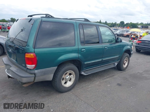 1999 Ford Explorer XLT with VIN 1FMZU34E1XZB72588, listed as a IAAI auction lot 42598441 with 233,717 mi miles and . Bid and sale history available at DreamBid. Image 4.