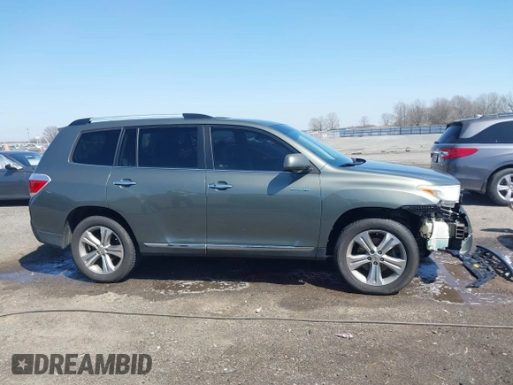 2011 Toyota Highlander Limited with VIN 5TDDK3EH6BS061624, listed as a IAAI auction lot 41772700 with 218,347 mi miles and . Bid and sale history available at DreamBid. Image 13.