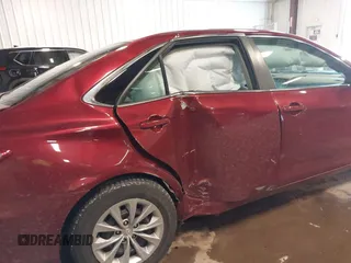2017 Toyota Camry XLE with VIN 4T1BF1FK5HU692603, listed as a IAAI auction lot 41627917 with 21,986 mi miles. Bid and sale history available at carsss.com. Image 6.