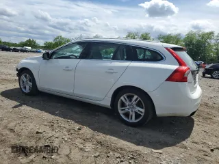 2015 Volvo V60 z VIN YV1612SD8F1199783, wystawiony jako Copart lot #55775985 z przebiegiem 163 589 mil mil oraz Szkoda całkowita • Salvage title. Historia ofert i sprzedaży dostępna na DreamBid. Obrazek 2.