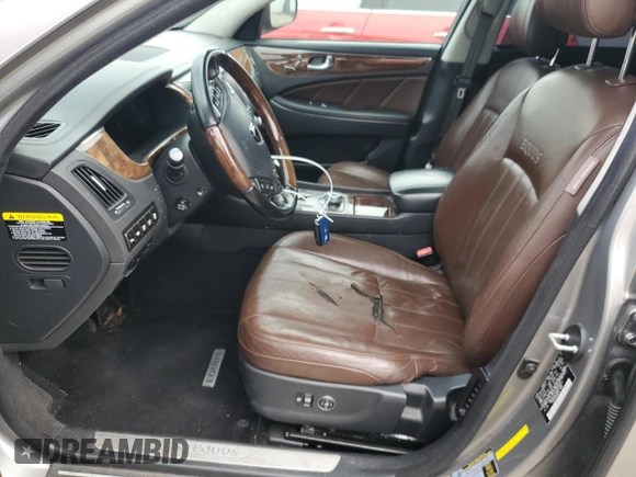2011 Hyundai Equus Ultimate z VIN KMHGH4JF6BU030211, wystawiony jako Copart lot #47643285 z przebiegiem 95 045 mil mil oraz Szkoda całkowita • Salvage title. Historia ofert i sprzedaży dostępna na DreamBid. Obrazek 7.