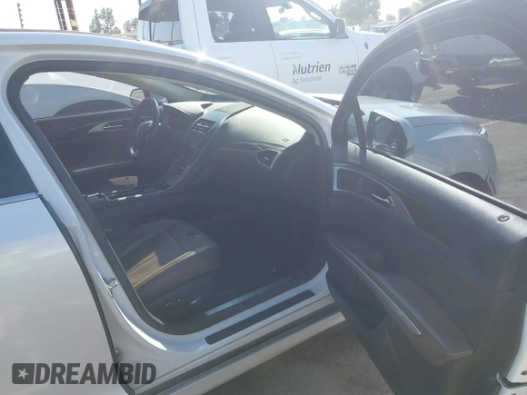 2014 Lincoln MKZ с VIN 3LN6L2G98ER803773, выставлен на аукционе IAAI как лот 42750399 с пробегом 105 466 миль миль и . История ставок и продаж доступна на DreamBid. Изображение 5.