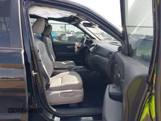 2019 Honda Passport EX-L with VIN 5FNYF7H59KB003011, listed as a IAAI auction lot 41563219 with 78,239 mi miles and . Bid and sale history available at carsss.com. Image 5.