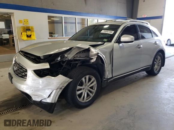 2011 Infiniti FX35 with VIN JN8AS1MW7BM141778, listed as a Copart auction lot 75684744 with 198,444 mi miles and Salvage Title. Bid and sale history available at carsss.com. Image 1.