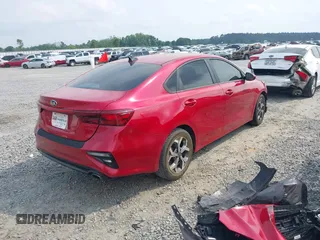 2021 Kia Forte LXS z VIN 3KPF24AD2ME361269, wystawiony jako IAAI lot #42031744 z przebiegiem 100 000 mil mil oraz . Historia ofert i sprzedaży dostępna na DreamBid. Obrazek 4.