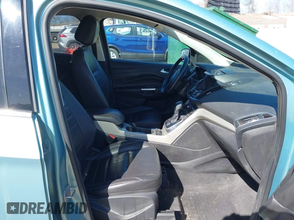 2013 Ford Escape SEL with VIN 1FMCU9HX2DUA71931, listed as a IAAI auction lot 41757318 with 149,344 mi miles. Bid and sale history available at carsss.com. Image 5.