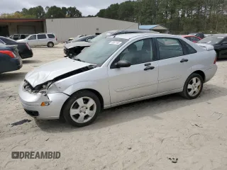 2006 Ford Focus S with VIN 1FAHP34N56W109006, listed as a Copart auction lot 53987745 with 111,677 mi miles and Salvage Title. Bid and sale history available at carsss.com. Image 1.
