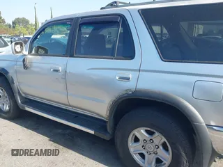 2001 Toyota 4Runner SR5 z VIN JT3HN86R710336811, wystawiony jako IAAI lot #42316394 z przebiegiem 169 137 mil mil oraz . Historia ofert i sprzedaży dostępna na DreamBid. Obrazek 6.