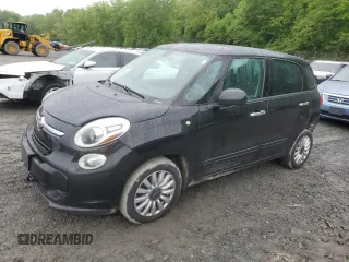 2014 FIAT 500L Easy z VIN ZFBCFABH8EZ001021, wystawiony jako Copart lot #57808945 z przebiegiem 112 899 mil mil oraz Szkoda całkowita • Salvage title. Historia ofert i sprzedaży dostępna na DreamBid. Obrazek 1.
