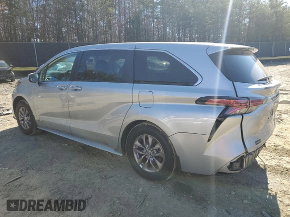 2021 Toyota Sienna LE with VIN 5TDKRKEC3MS034885, listed as a Copart auction lot 49677145 with 166,026 mi miles and Salvage Title. Bid and sale history available at carsss.com. Image 2.