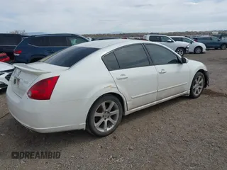 2007 Nissan Maxima 3.5 SL with VIN 1N4BA41E87C848925, listed as a IAAI auction lot 41975328 with 192,982 mi miles. Bid and sale history available at carsss.com. Image 4.