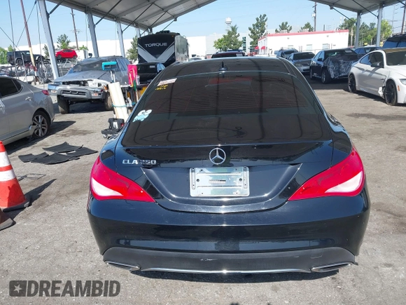 2018 Mercedes-Benz CLA 250 z VIN WDDSJ4EB9JN663715, wystawiony jako IAAI lot #42255271 z przebiegiem 72 242 mil mil oraz . Historia ofert i sprzedaży dostępna na DreamBid. Obrazek 17.