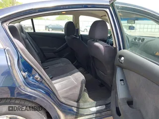 2007 Nissan Altima S with VIN 1N4AL21E47C232424, listed as a IAAI auction lot 42234126 with 184,828 mi miles and . Bid and sale history available at DreamBid. Image 8.