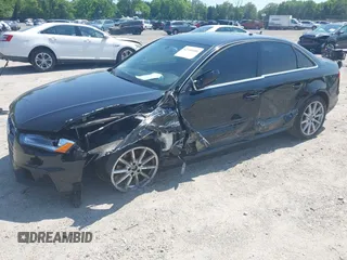 2014 Audi A4 Premium Plus z VIN WAUFFAFL3EN038278, wystawiony jako IAAI lot #42340189 z przebiegiem 167 870 mil mil oraz . Historia ofert i sprzedaży dostępna na DreamBid. Obrazek 2.