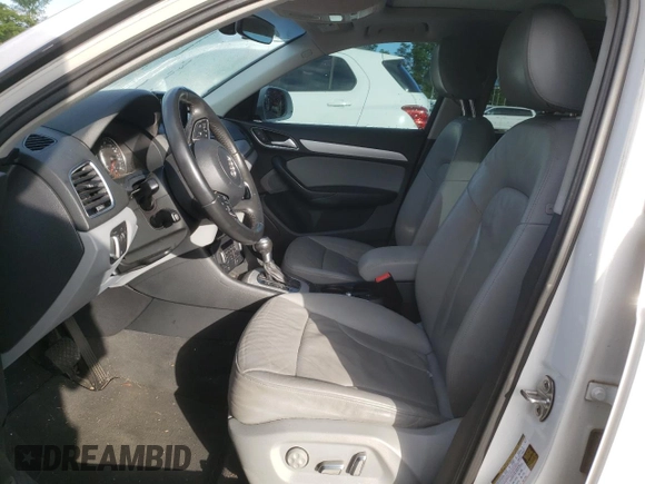 2017 Audi Q3 Premium z VIN WA1ECCFSXHR014142, wystawiony jako Copart lot #56306925 z przebiegiem 92 939 mil mil oraz Tytuł czysty. Historia ofert i sprzedaży dostępna na DreamBid. Obrazek 7.
