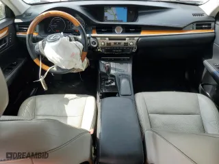 2015 Lexus ES 300h Hybrid with VIN JTHBW1GG4F2086750, listed as a Copart auction lot 52436823 with 109,085 mi miles. Bid and sale history available at carsss.com. Image 8.