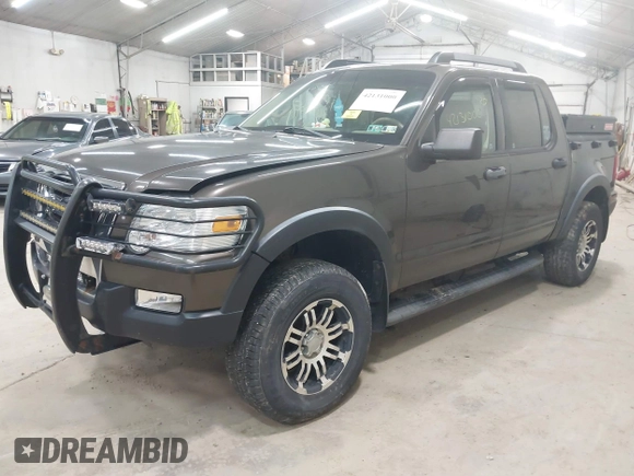 2008 Ford Explorer Sport Trac XLT z VIN 1FMEU51E48UB07991, wystawiony jako IAAI lot #42131000 z przebiegiem Nie podano mil oraz . Historia ofert i sprzedaży dostępna na DreamBid. Obrazek 2.