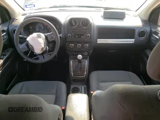 2016 Jeep Compass Sport с VIN 1C4NJCBA1GD612124, выставлен на аукционе Copart как лот 65743893 с пробегом 174 768 миль миль и Списание • Salvage title. История ставок и продаж доступна на DreamBid. Изображение 8.