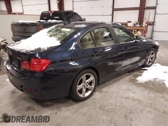 2013 BMW 3 Series 328i xDrive with VIN WBA3B5G51DNS02230, listed as a IAAI auction lot 41237054 with 89,704 mi miles. Bid and sale history available at carsss.com. Image 4.