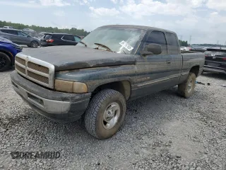 1998 Dodge 1500 z VIN 3B7HF13Y6WG183336, wystawiony jako Copart lot #54706765 z przebiegiem Nie podano mil oraz Szkoda całkowita • Salvage title. Historia ofert i sprzedaży dostępna na DreamBid. Obrazek 1.