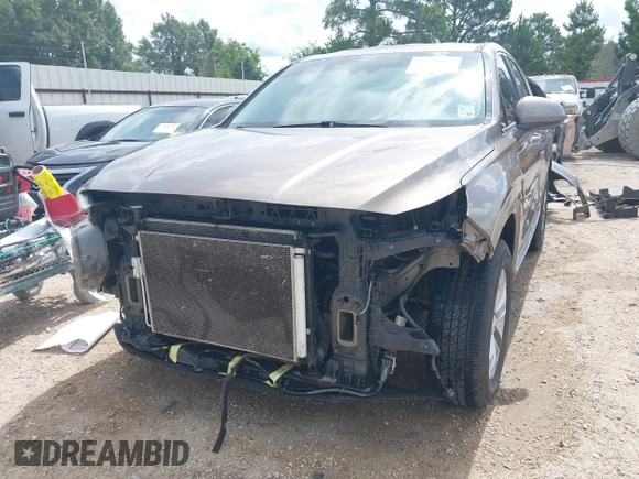 2020 Hyundai Santa Fe SE с VIN 5NMS23AD1LH156042, выставлен на аукционе IAAI как лот 42573916 с пробегом 149 036 миль миль и . История ставок и продаж доступна на DreamBid. Изображение 6.