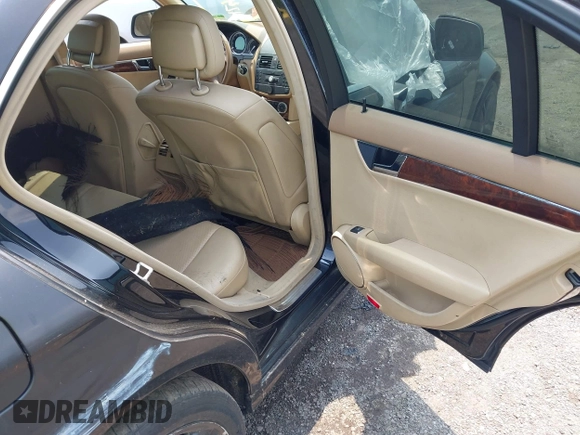 2008 Mercedes-Benz C 300 Sport with VIN WDDGF81X88F172542, listed as a IAAI auction lot 42471720 with 141,392 mi miles and . Bid and sale history available at DreamBid. Image 8.
