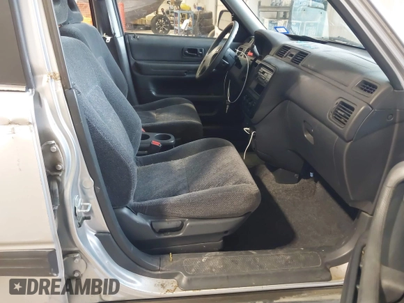 2001 Honda CR-V LX with VIN JHLRD28481S019760, listed as a IAAI auction lot 42098138 with 132,866 mi miles and . Bid and sale history available at DreamBid. Image 5.
