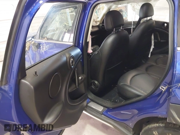 2015 MINI Countryman S z VIN WMWZC5C58FWP45505, wystawiony jako IAAI lot #41012241 z przebiegiem 108 986 mil mil oraz . Historia ofert i sprzedaży dostępna na DreamBid. Obrazek 8.