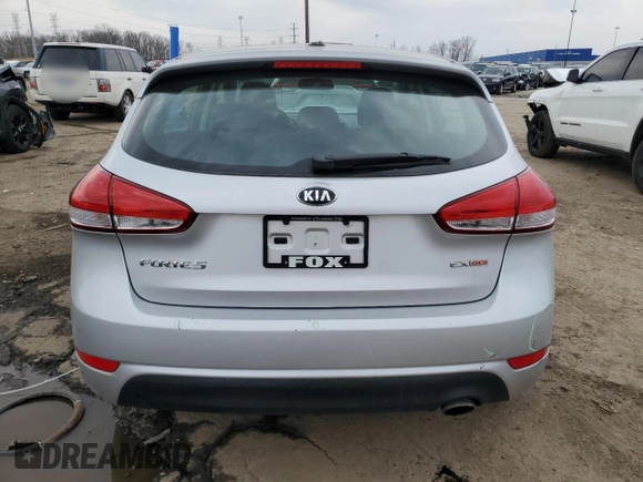 2015 Kia Forte 5-Door EX with VIN KNAFX5A8XF5336626, listed as a Copart auction lot 52307255 with 115,389 mi miles and Clean Title. Bid and sale history available at carsss.com. Image 6.