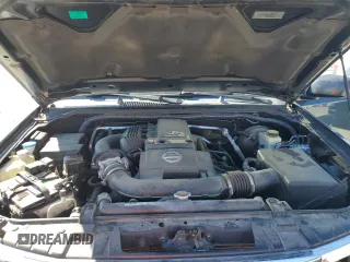 2017 Nissan Frontier Pro-4X z VIN 1N6DD0EV7HN723656, wystawiony jako Copart lot #50453655 z przebiegiem 32 165 mil mil oraz Szkoda całkowita • Salvage title. Historia ofert i sprzedaży dostępna na DreamBid. Obrazek 11.
