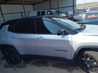 2024 Jeep Compass Latitude with VIN 3C4NJDBN4RT170123, listed as a IAAI auction lot 41891351 with 10,547 mi miles and . Bid and sale history available at carsss.com. Image 14.