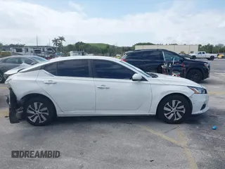 2019 Nissan Altima S with VIN 1N4BL4BV0KN322505, listed as a IAAI auction lot 42019163 with 144,039 mi miles and . Bid and sale history available at carsss.com. Image 13.
