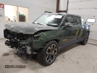 2022 Rivian R1T Adventure Package with VIN 7FCTGAAA0NN004365, listed as a IAAI auction lot 41534730 with 1 mi miles. Bid and sale history available at carsss.com. Image 19.