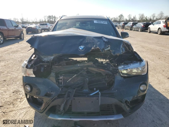 2018 BMW X1 xDrive28i with VIN WBXHT3C3XJ5K21808, listed as a Copart auction lot 48607645 with 54,936 mi miles and Salvage Title. Bid and sale history available at carsss.com. Image 5.