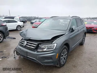 2020 Volkswagen Tiguan SE with VIN 3VV2B7AX4LM024554, listed as a IAAI auction lot 41546316 with 47,657 mi miles. Bid and sale history available at carsss.com. Image 17.