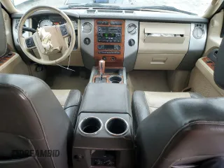 2007 Ford Expedition Max Eddie Bauer with VIN 1FMFK18587LA08345, listed as a Copart auction lot 84969934 with 185,177 mi miles and Salvage Title. Bid and sale history available at DreamBid. Image 8.