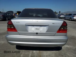 1999 Mercedes-Benz C z VIN WDBHA33G6XF789237, wystawiony jako Copart lot #74065544 z przebiegiem 198 201 mil mil oraz Szkoda całkowita • Salvage title. Historia ofert i sprzedaży dostępna na DreamBid. Obrazek 6.