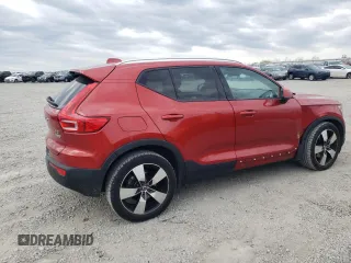 2019 Volvo XC40 Momentum z VIN YV4162UK4K2106806, wystawiony jako Copart lot #53316535 z przebiegiem 99 264 mil mil oraz Szkoda całkowita • Salvage title. Historia ofert i sprzedaży dostępna na DreamBid. Obrazek 3.